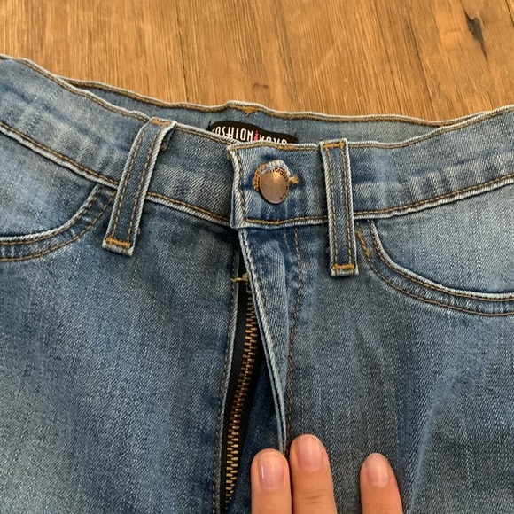 Fashion Nova High Waisted Medium Wash Skinny Jeans - Picture 4 of 6